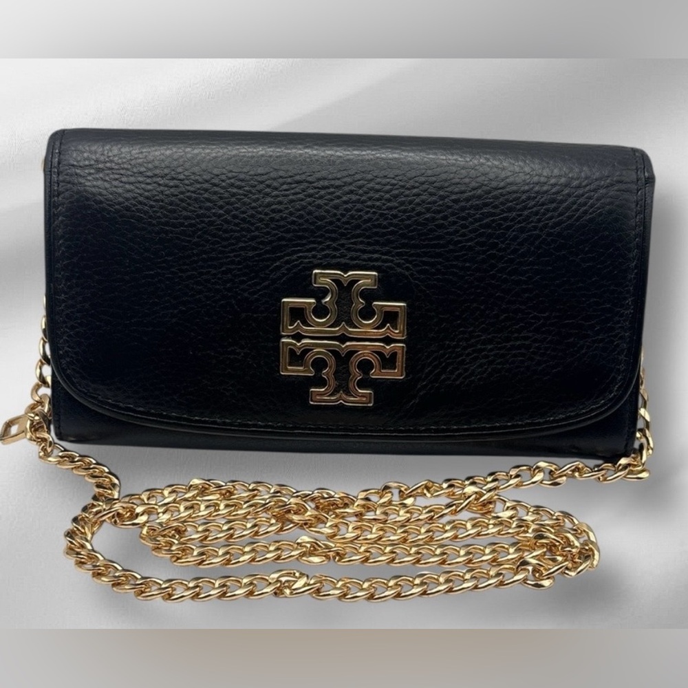 TORY BURCH Pebble Leather Wallet w/Unbranded Wallet Insert & Chain